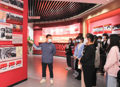 学院：走进校内四史馆，把思政课讲出生命力
