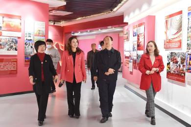 自治区民政厅党组书记、厅长朱学庆莅临学院调研指导工作
